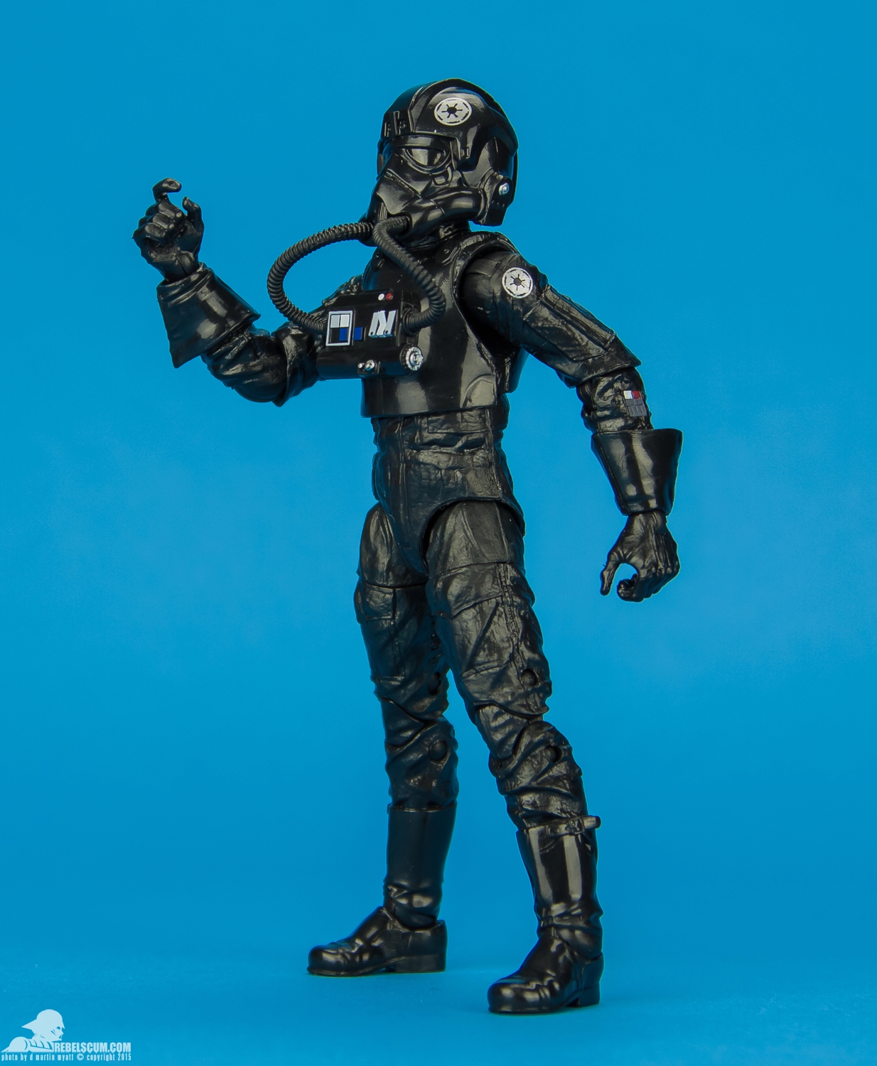 05-TIE-Pilot-The-Black-Series-Blue-6-Inch-Star-Wars-003.jpg