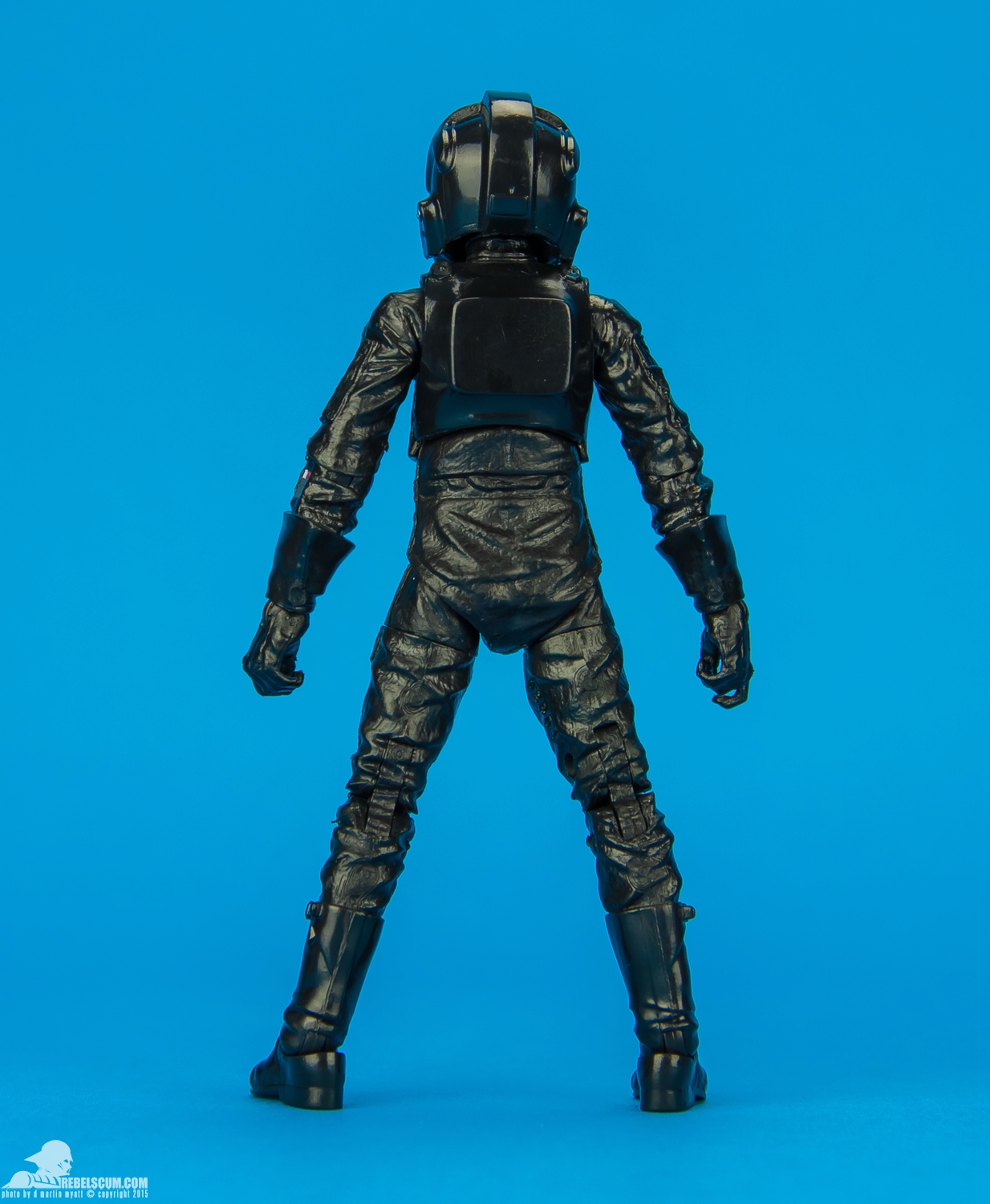 05-TIE-Pilot-The-Black-Series-Blue-6-Inch-Star-Wars-004.jpg