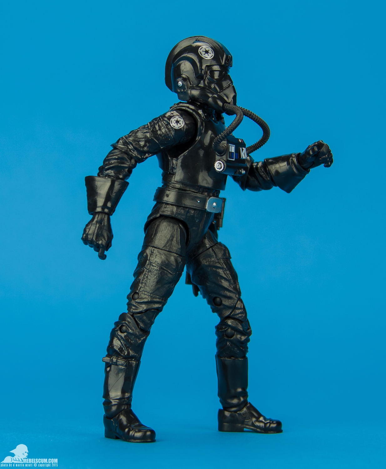 05-TIE-Pilot-The-Black-Series-Blue-6-Inch-Star-Wars-006.jpg