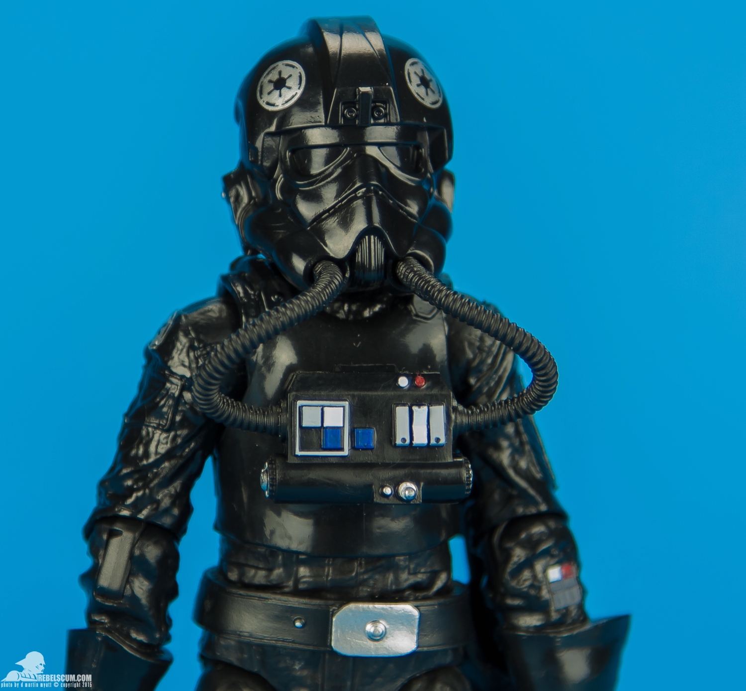 05-TIE-Pilot-The-Black-Series-Blue-6-Inch-Star-Wars-017.jpg