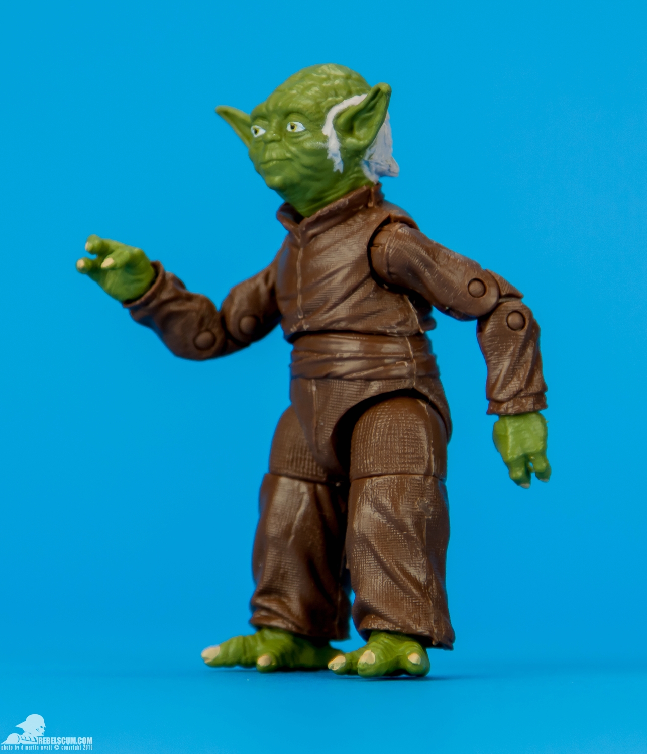 06-Yoda-The-Black-Series-Blue-6-Inch-Star-Wars-003.jpg