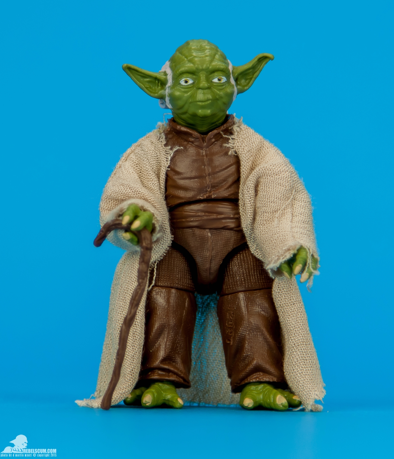 06-Yoda-The-Black-Series-Blue-6-Inch-Star-Wars-005.jpg