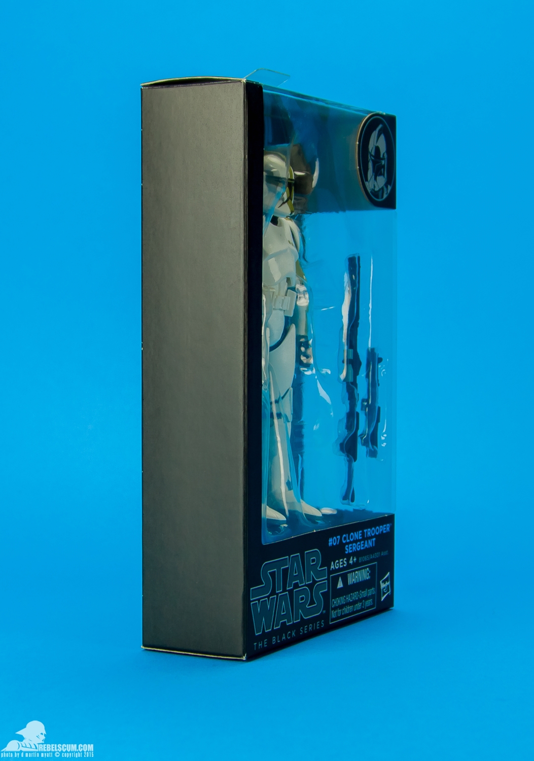 07-Clone-Trooper-Sergeant-The-Black-Series-Blue-6-Inch-015.jpg