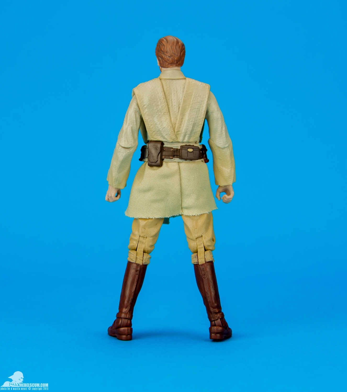 08-Obi-Wan-Kenobi-The-Black-Series-Blue-6-Inch-004.jpg