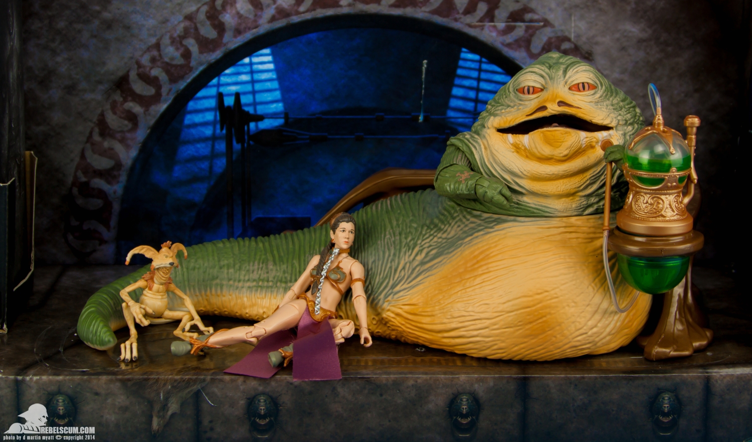 Jabbas-Throne-Room-The-Black-Series-2014-SDCC-Hasbro-036.jpg