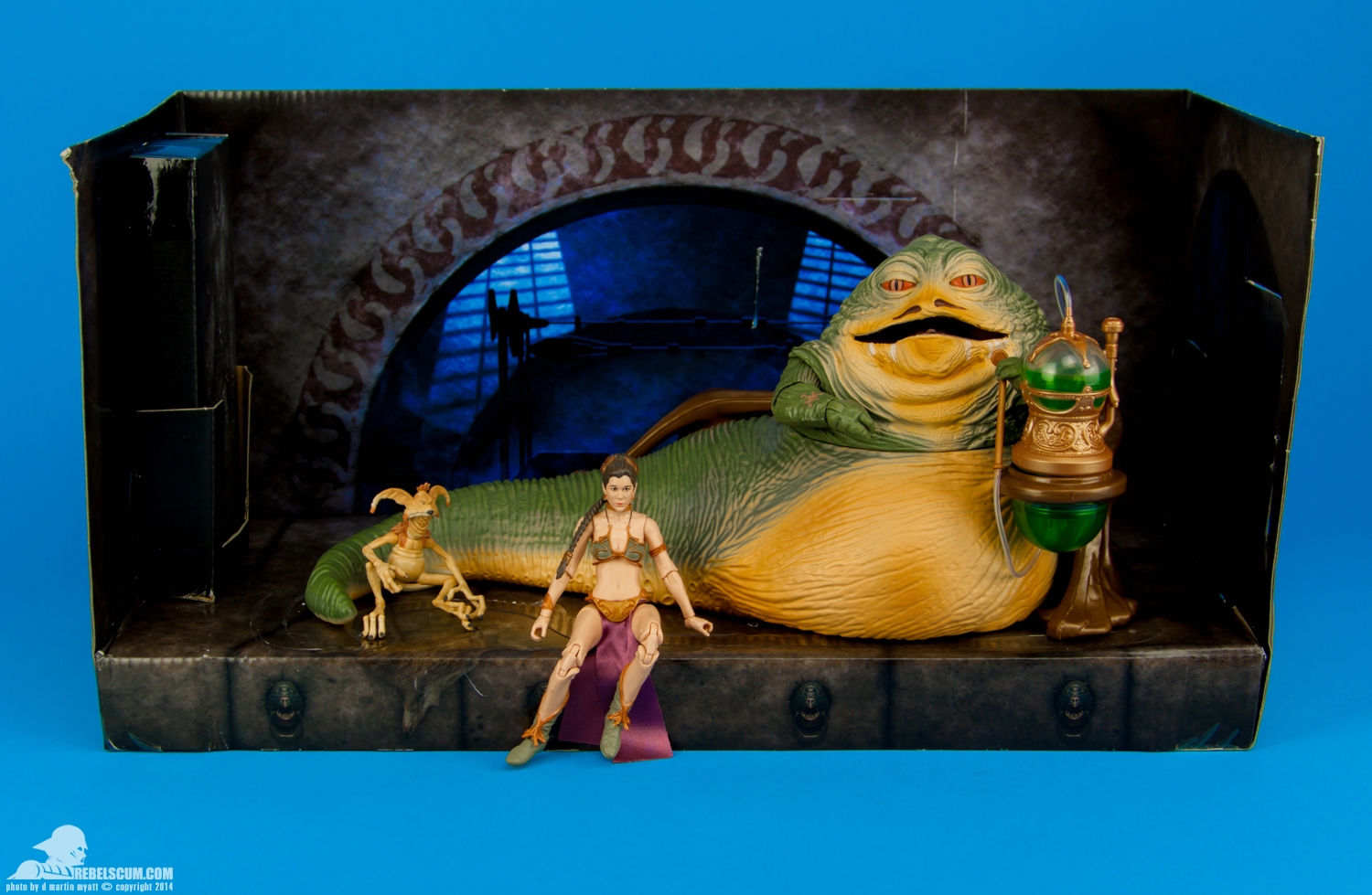 Jabbas-Throne-Room-The-Black-Series-2014-SDCC-Hasbro-037.jpg