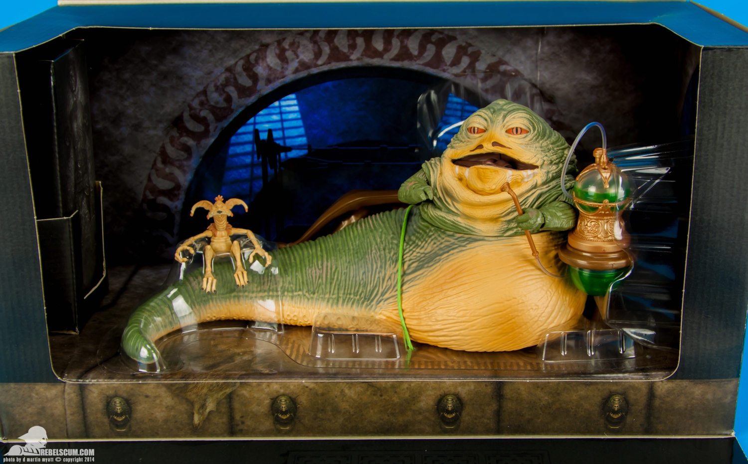 Jabbas-Throne-Room-The-Black-Series-2014-SDCC-Hasbro-049.jpg