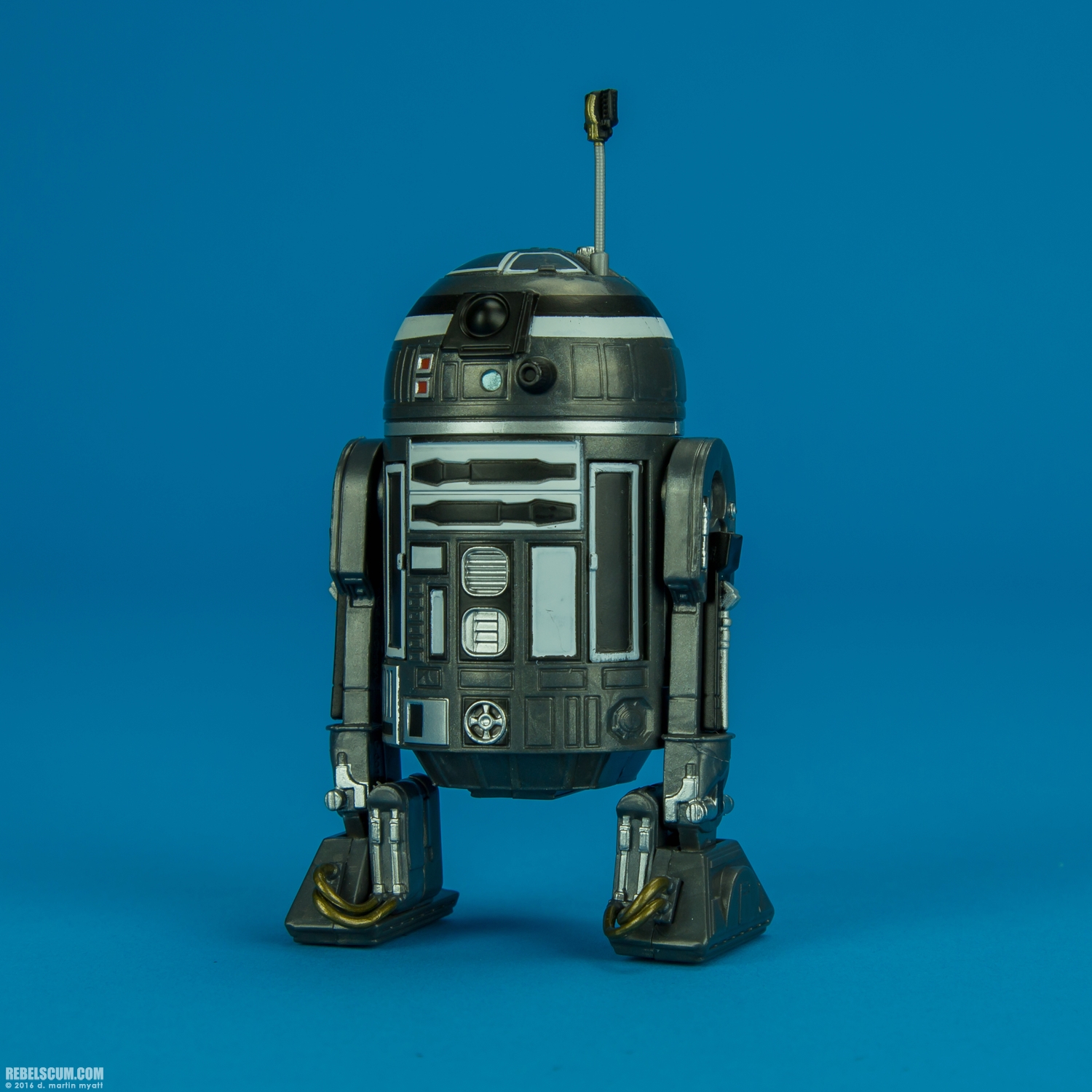 R2-A3-R5-K6-R2-F2-The-Black-Series-6-Inch-Hasbro-Star-Wars-026.jpg