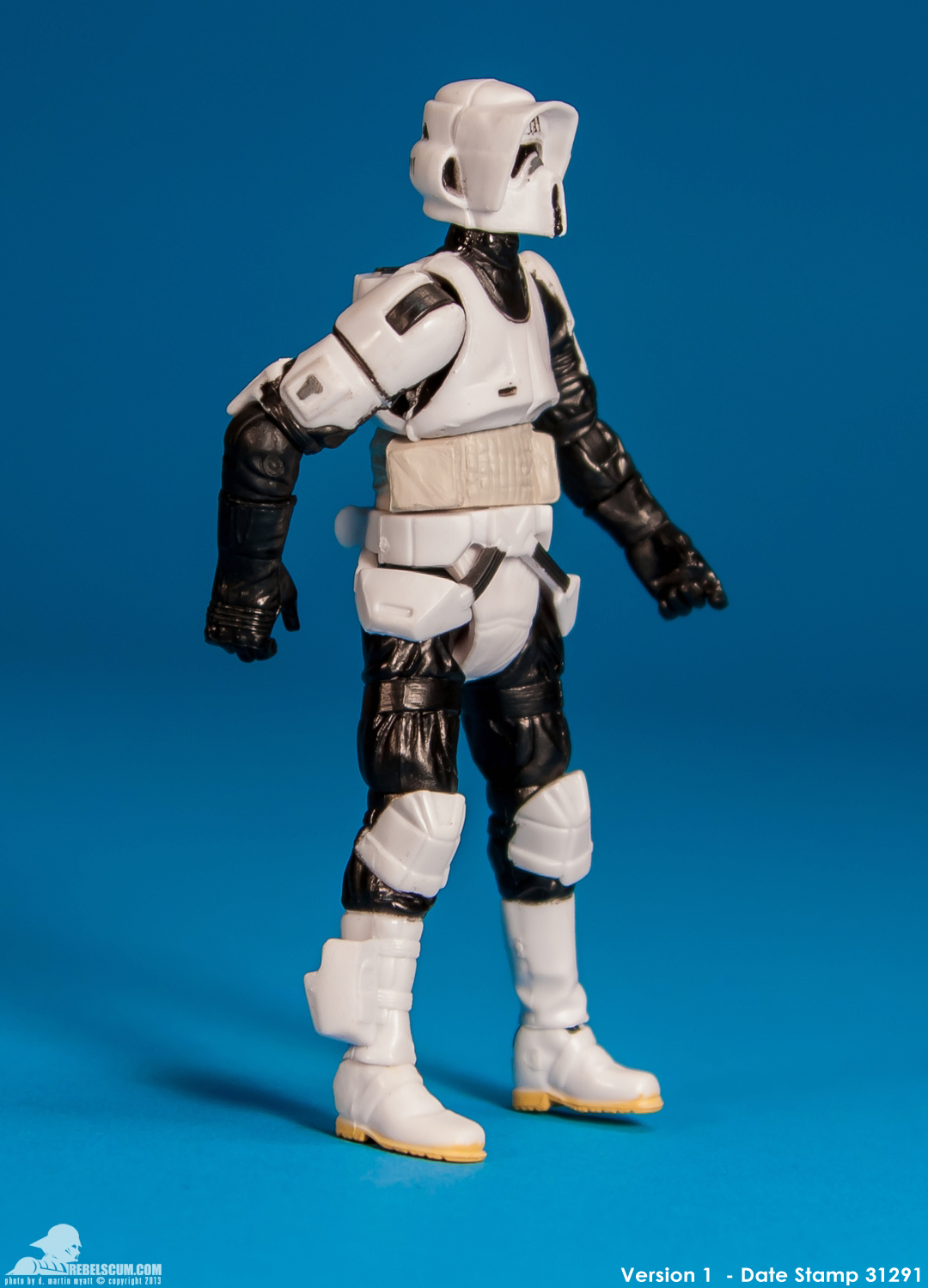 07-Biker-Scout-Star-Wars-The-Black-Series-TBS-Hasbro-002.jpg