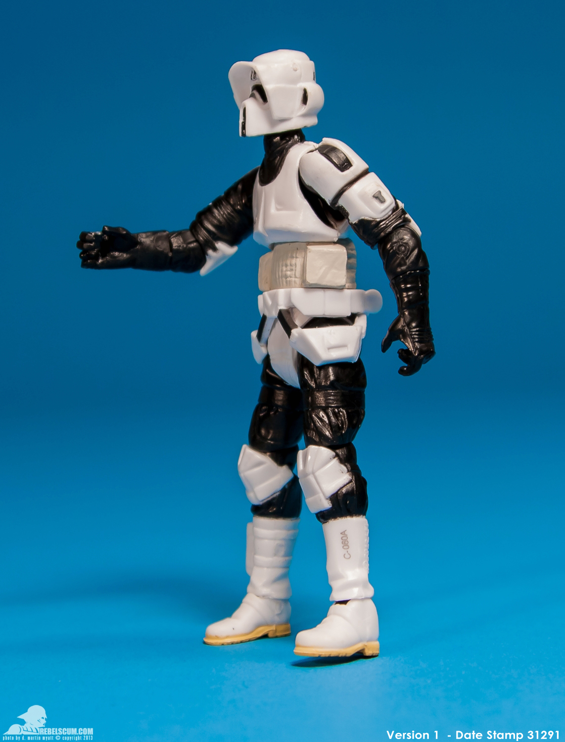 07-Biker-Scout-Star-Wars-The-Black-Series-TBS-Hasbro-003.jpg