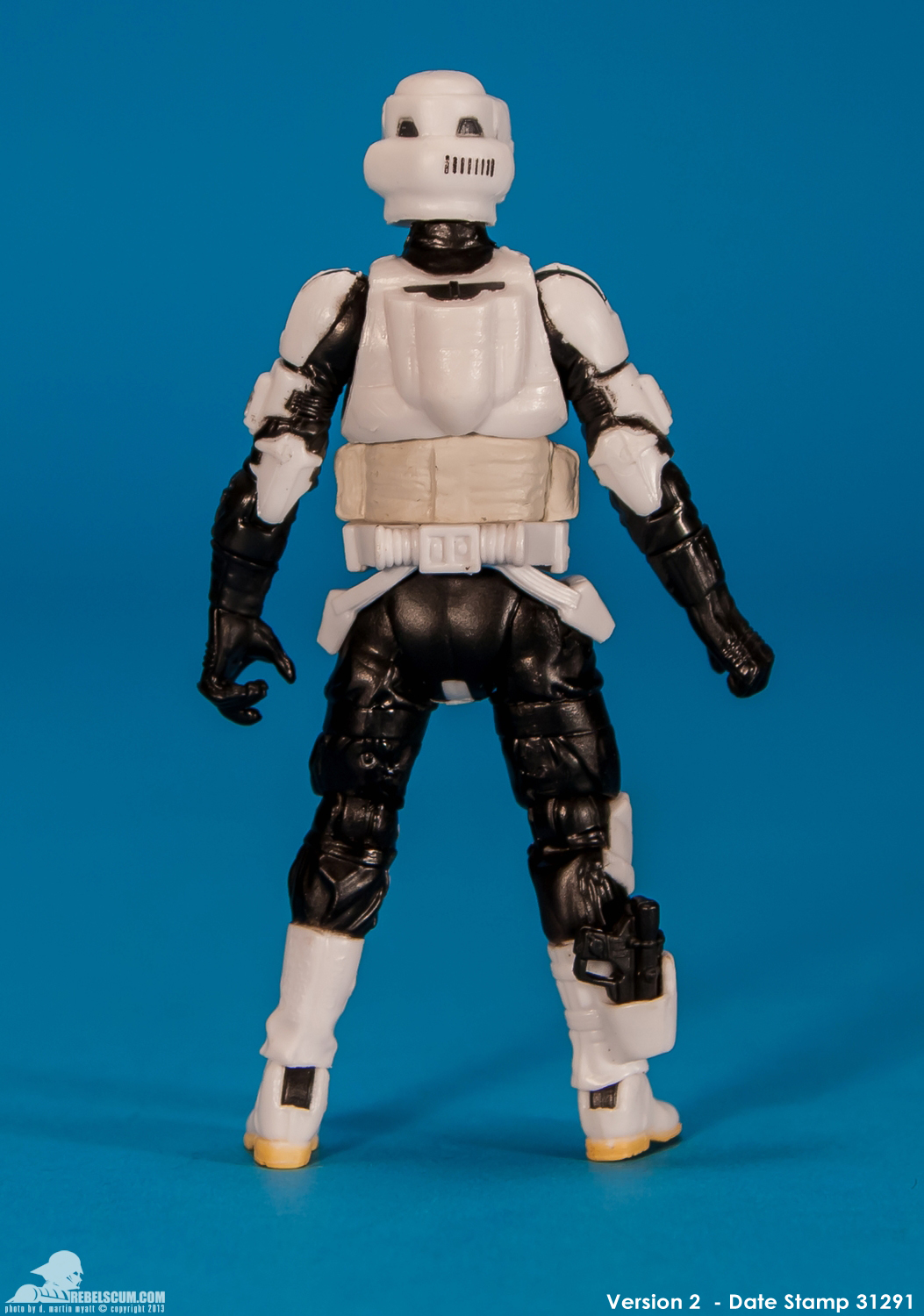 07-Biker-Scout-Star-Wars-The-Black-Series-TBS-Hasbro-008.jpg