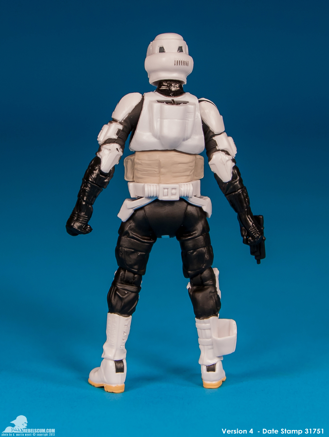 07-Biker-Scout-Star-Wars-The-Black-Series-TBS-Hasbro-016.jpg