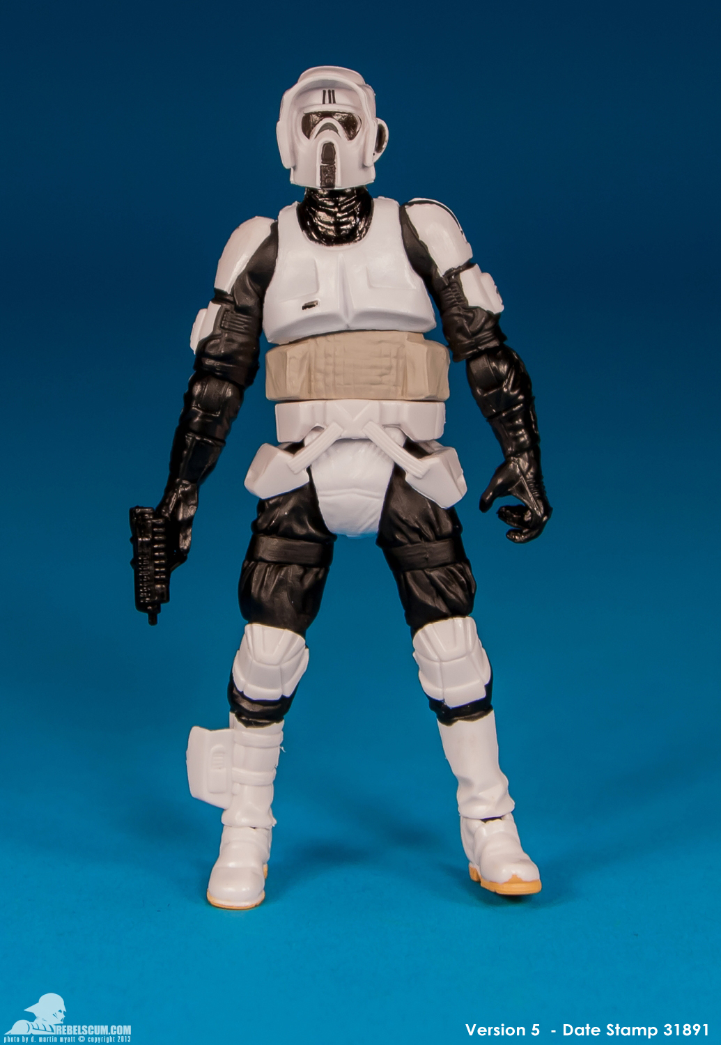 07-Biker-Scout-Star-Wars-The-Black-Series-TBS-Hasbro-017.jpg