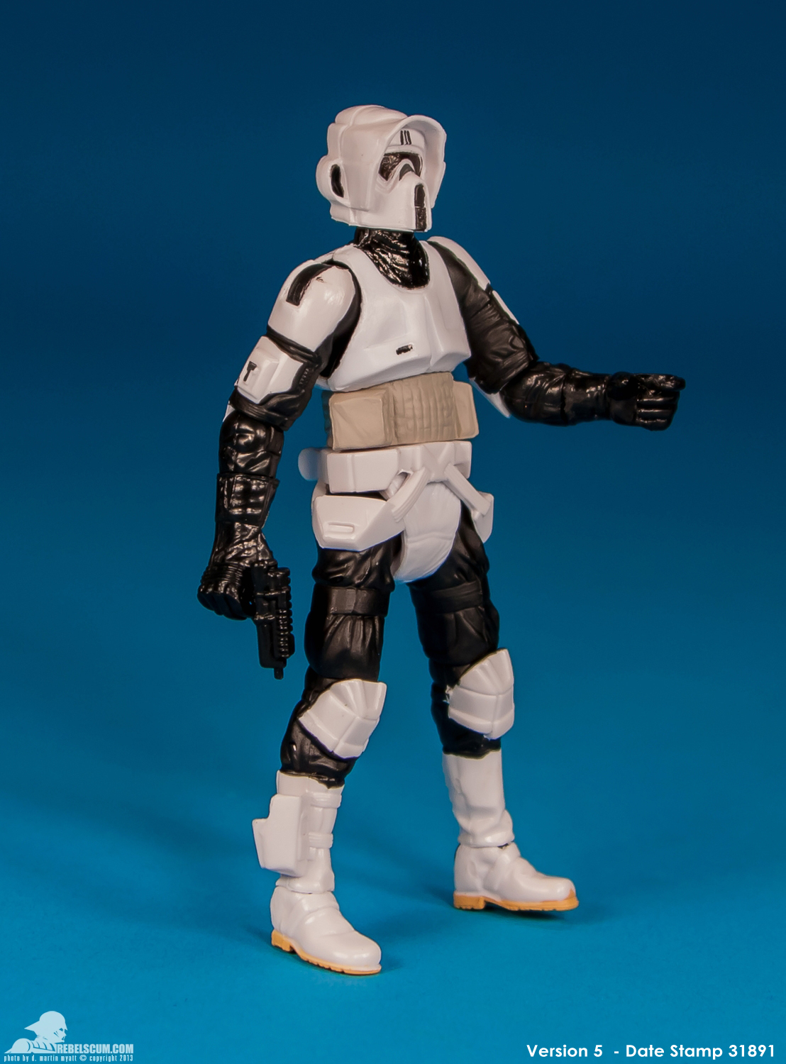 07-Biker-Scout-Star-Wars-The-Black-Series-TBS-Hasbro-018.jpg