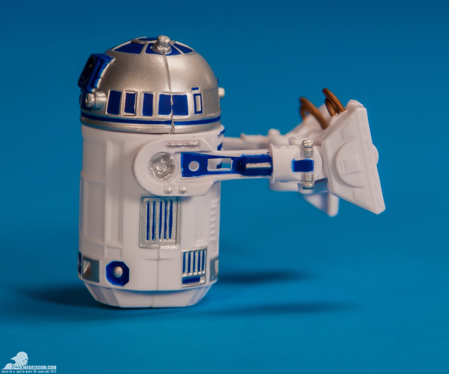 09-R2-D2-Star-Wars-The-Black-Series-TBS-Hasbro-010.jpg