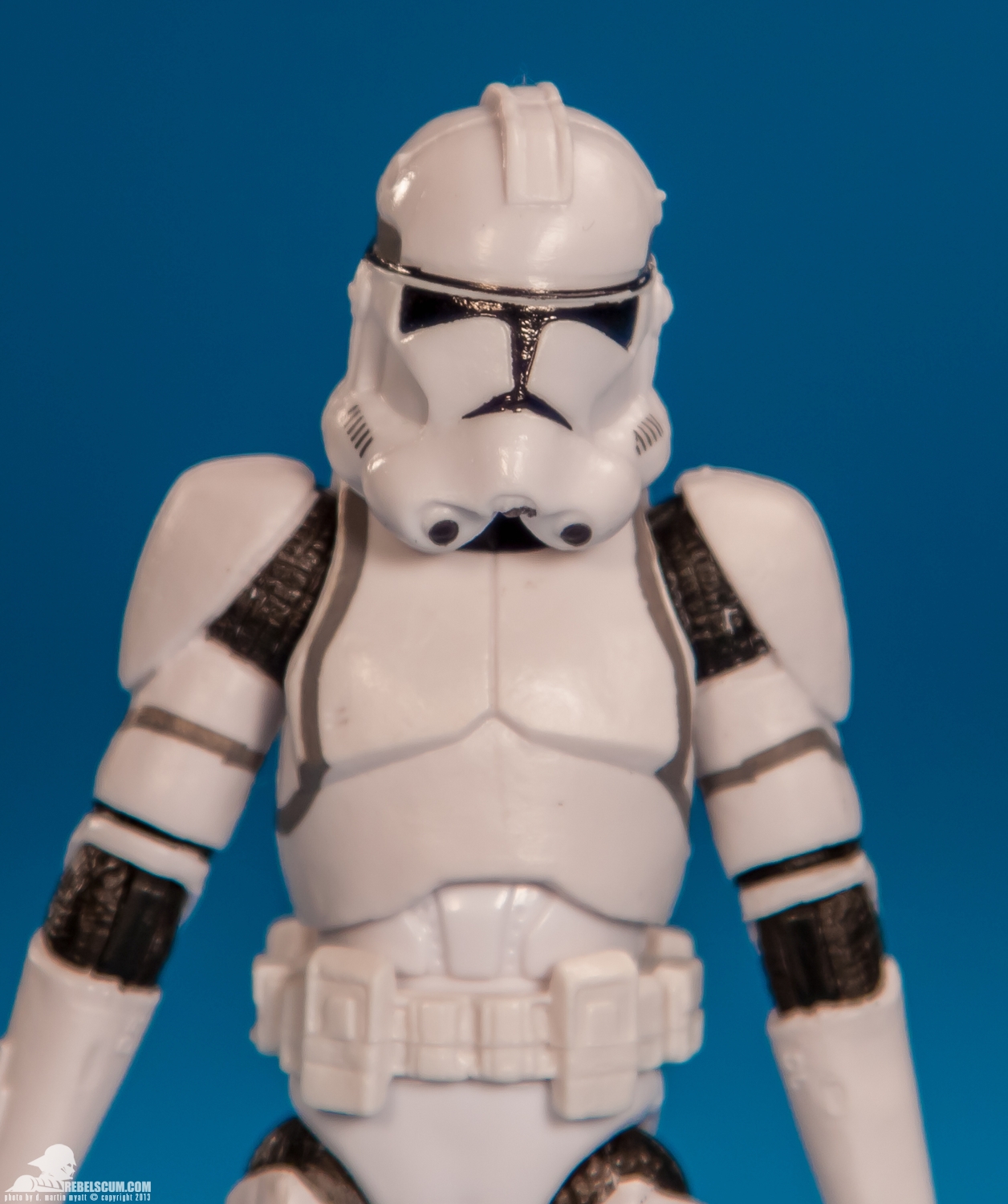 12-41st-Elite-Corps-Clone-Trooper-Black-Series-TBS-Hasbro-009.jpg