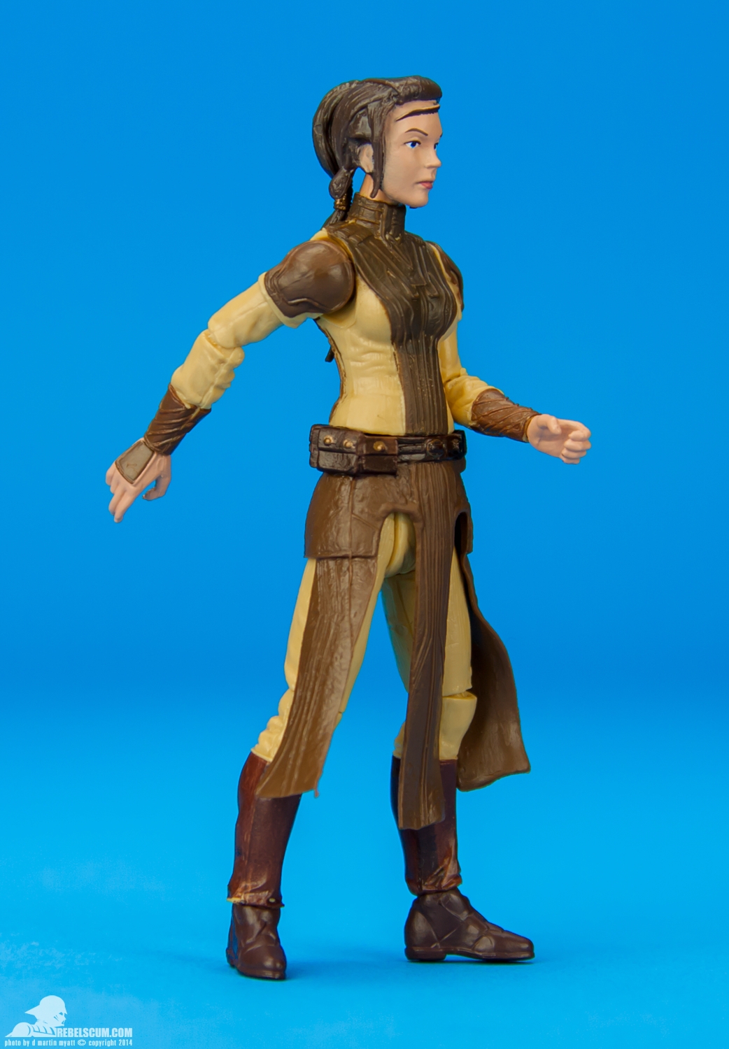 20-Bastila-Shan-The-Black-Series-Hasbro-002.jpg