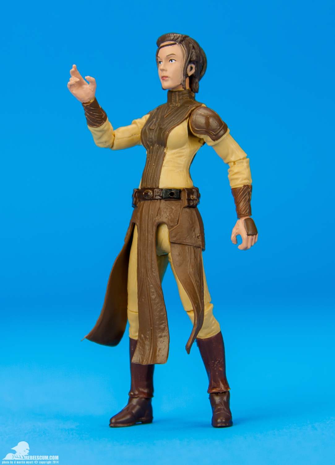 20-Bastila-Shan-The-Black-Series-Hasbro-003.jpg