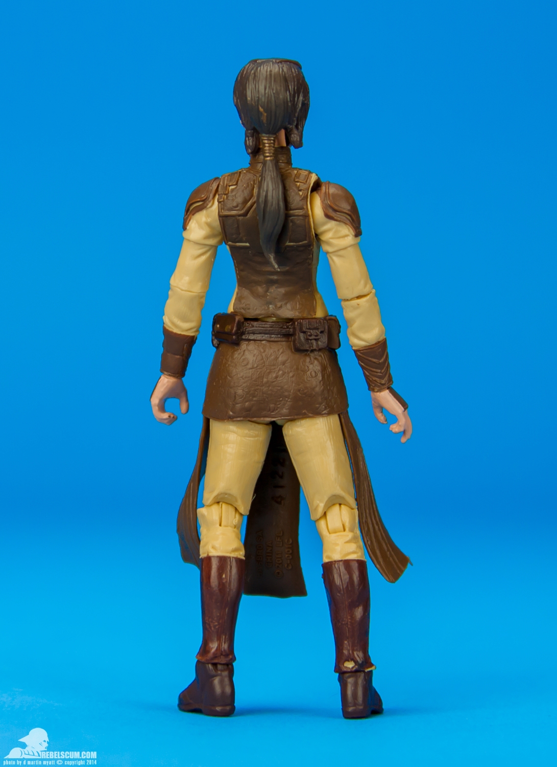 20-Bastila-Shan-The-Black-Series-Hasbro-004.jpg