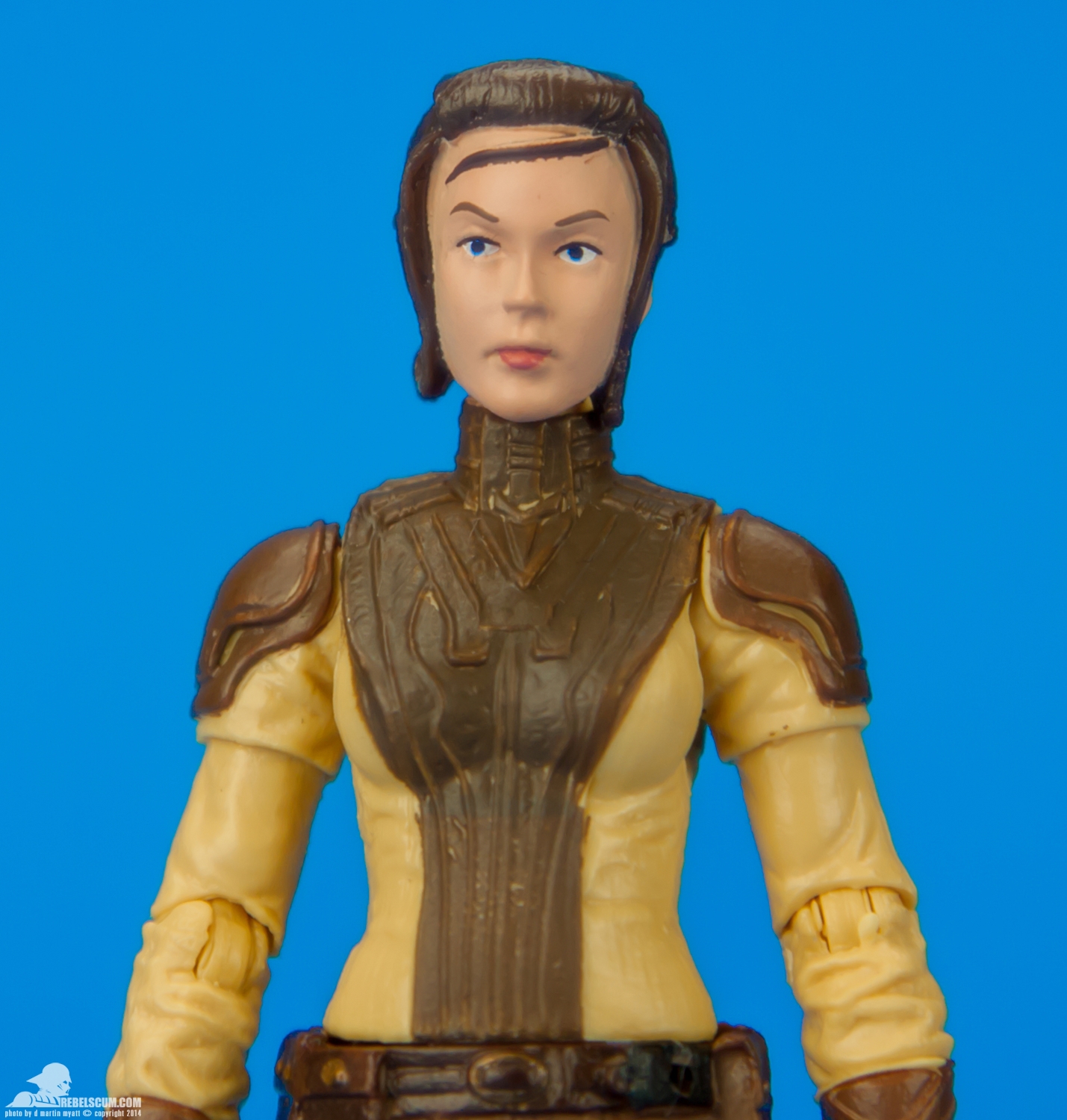 20-Bastila-Shan-The-Black-Series-Hasbro-005.jpg