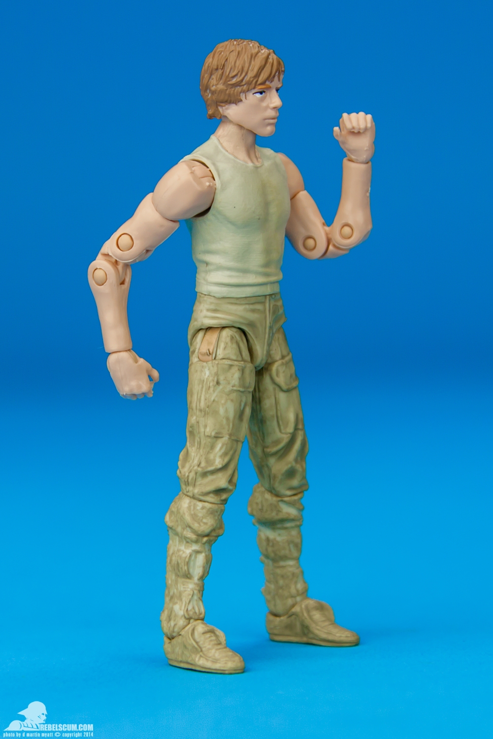 21-Luke-Skywalker-Dagobah-The-Black-Series-Hasbro-002.jpg