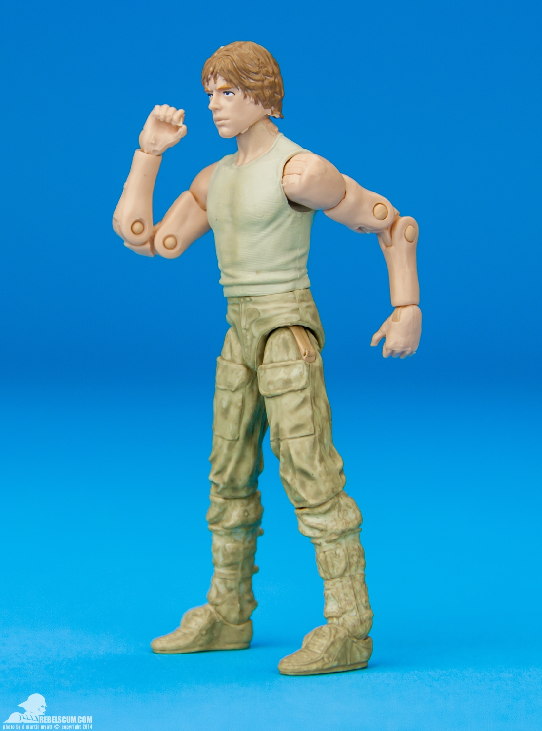 21-Luke-Skywalker-Dagobah-The-Black-Series-Hasbro-003.jpg