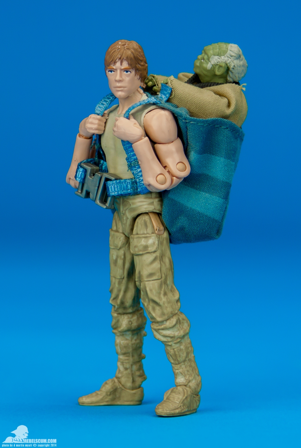 21-Luke-Skywalker-Dagobah-The-Black-Series-Hasbro-011.jpg