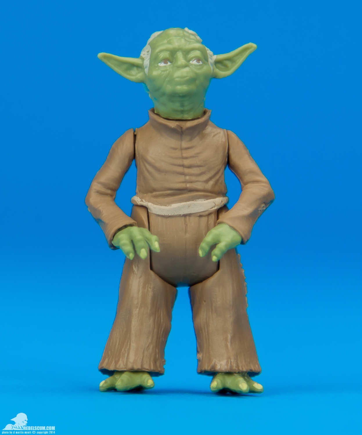 22-Yoda-Dagobah-The-Black-Series-Hasbro-013.jpg