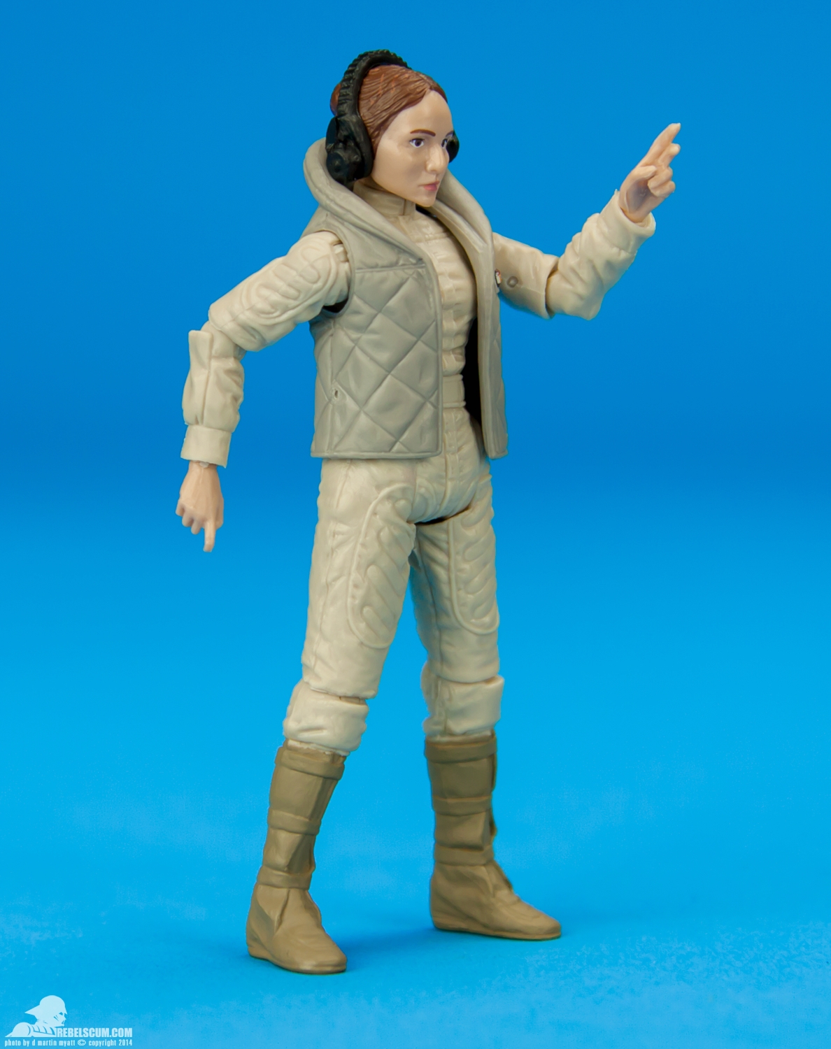 23-Toryn-Farr-The-Black-Series-Hasbro-002.jpg