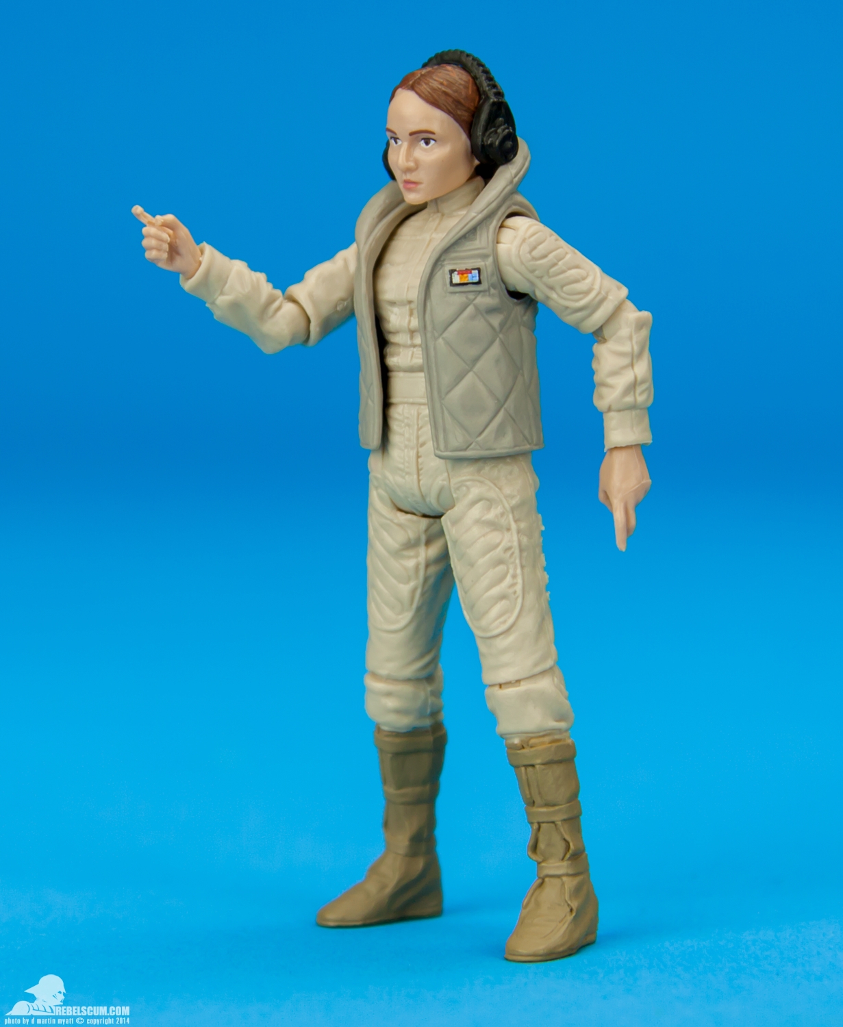 23-Toryn-Farr-The-Black-Series-Hasbro-003.jpg