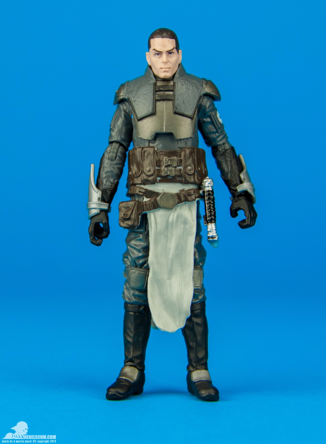 The-Black-Series-Blue-05-Starkiller-Galen-Marek-A5077-A9108-015.jpg