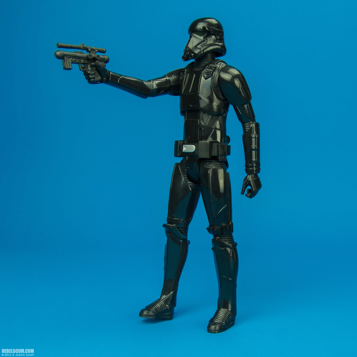 Titan-Imperial-Death-Trooper-Rogue-One-Hasbro-008.jpg