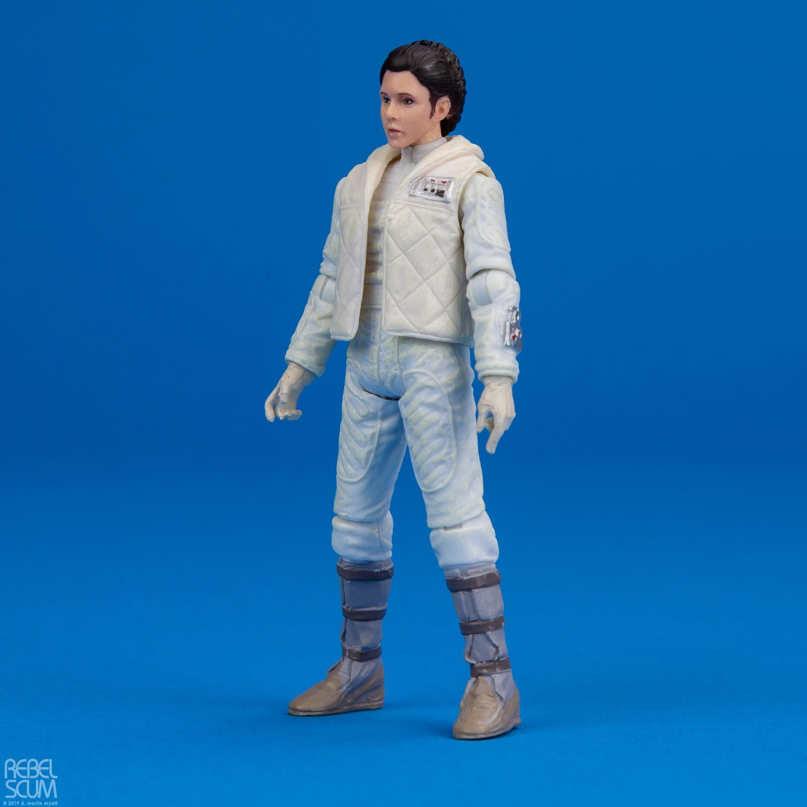 VC02-Princess-Leia-Organa-Hoth-2019-The-Vintage-Collection-003.jpg