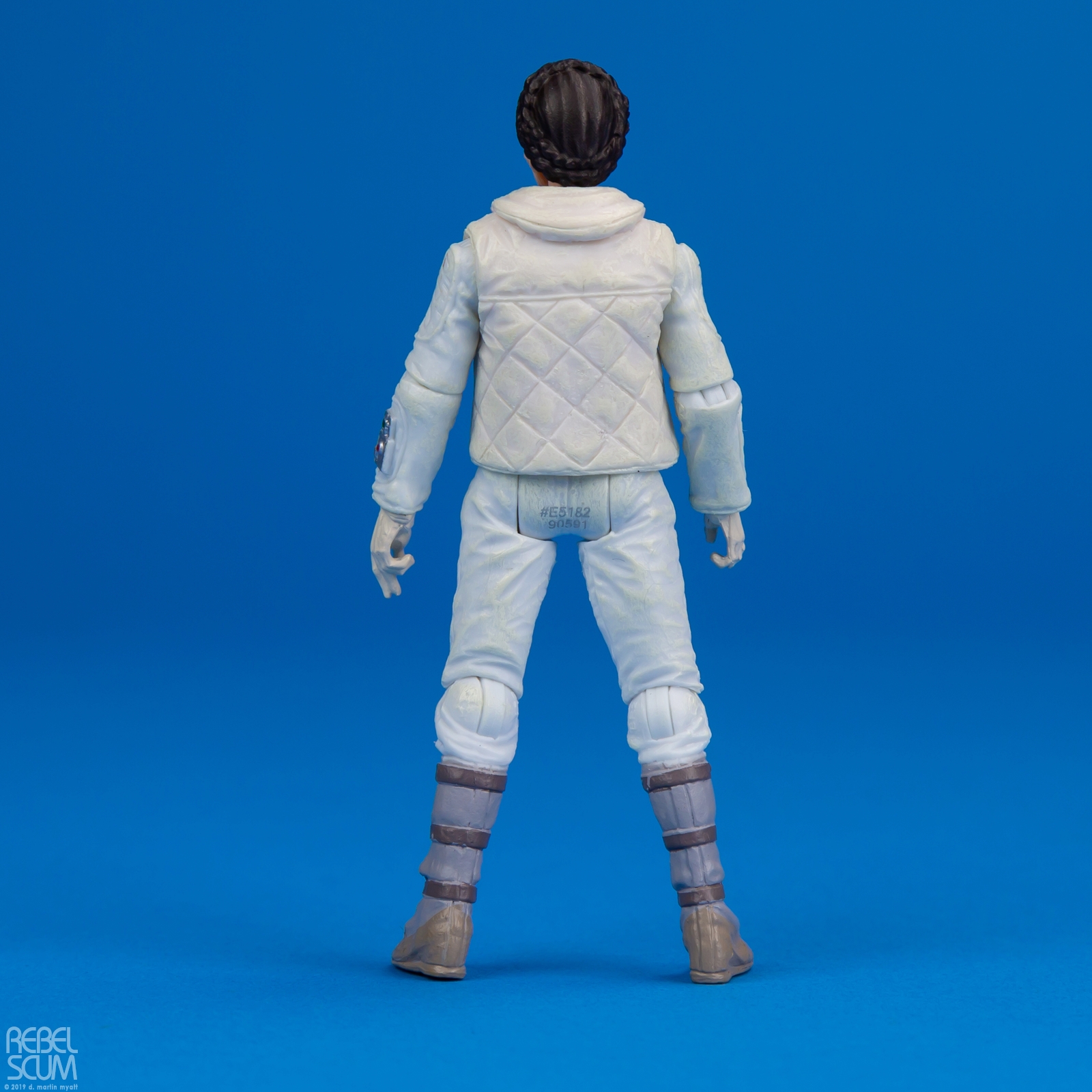 VC02-Princess-Leia-Organa-Hoth-2019-The-Vintage-Collection-004.jpg