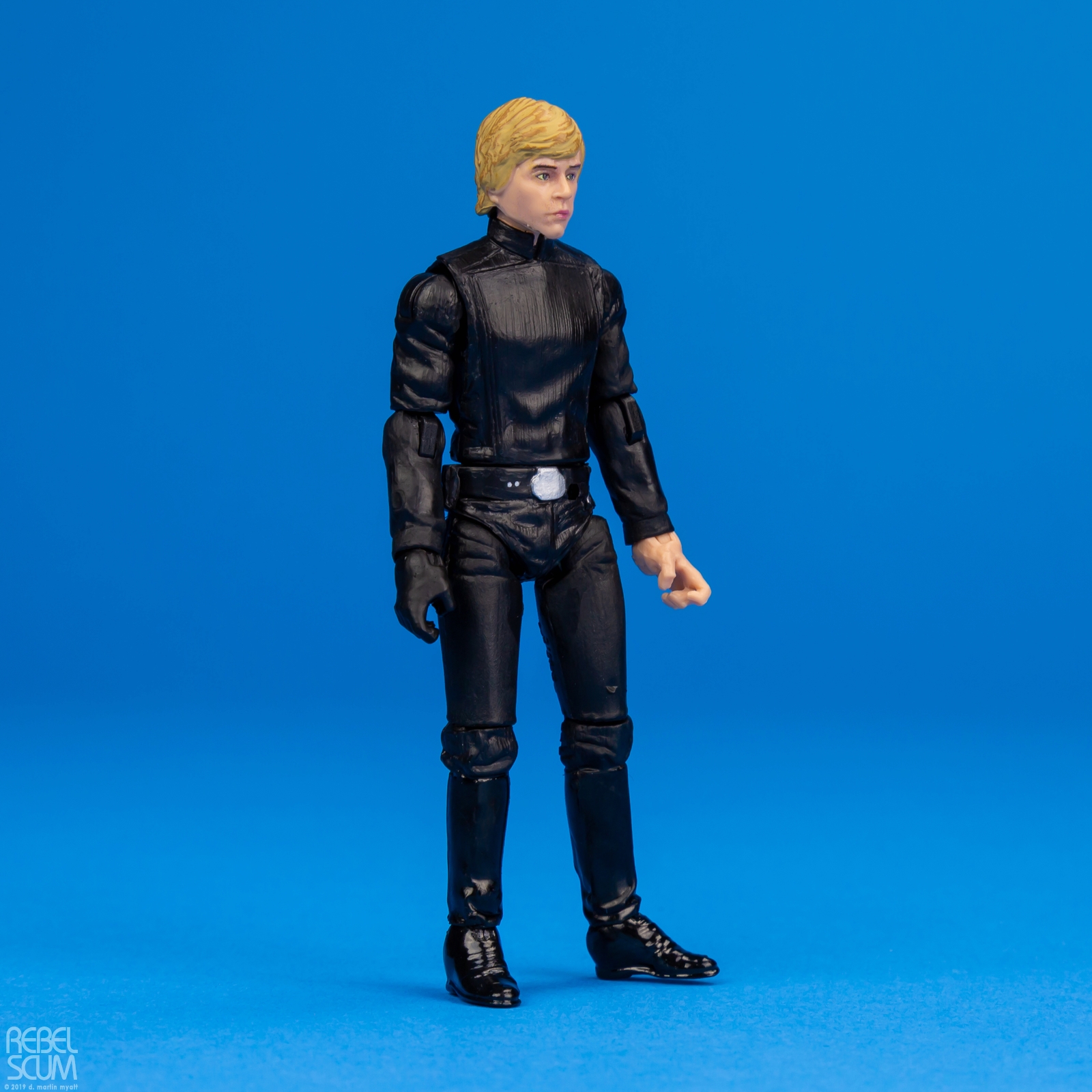 VC23-Luke-Skywalker-Endor-2019-The-Vintage-Collection-002.jpg