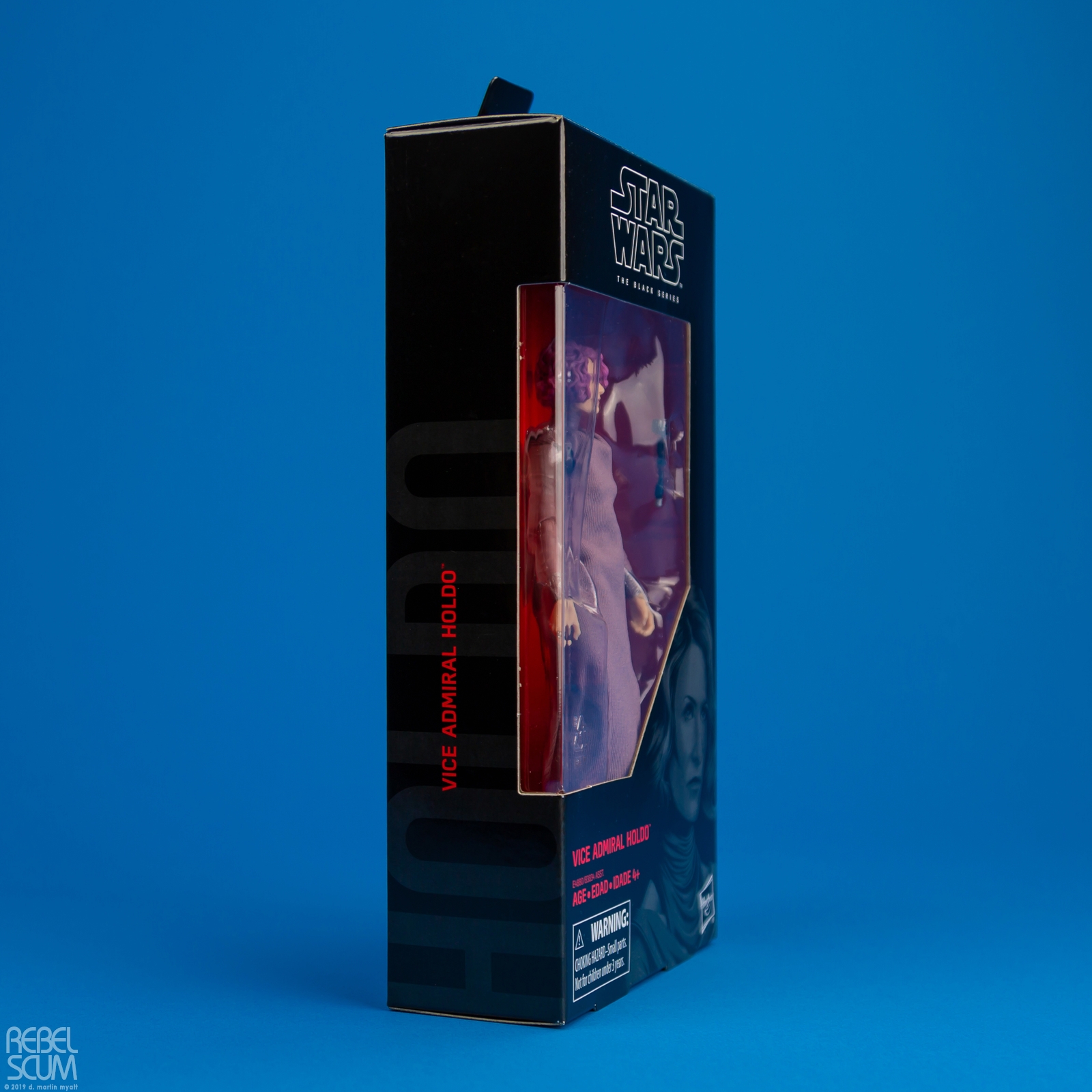 Vice-Admiral-Holdo-80-The-Black-Series-Hasbro-015.jpg