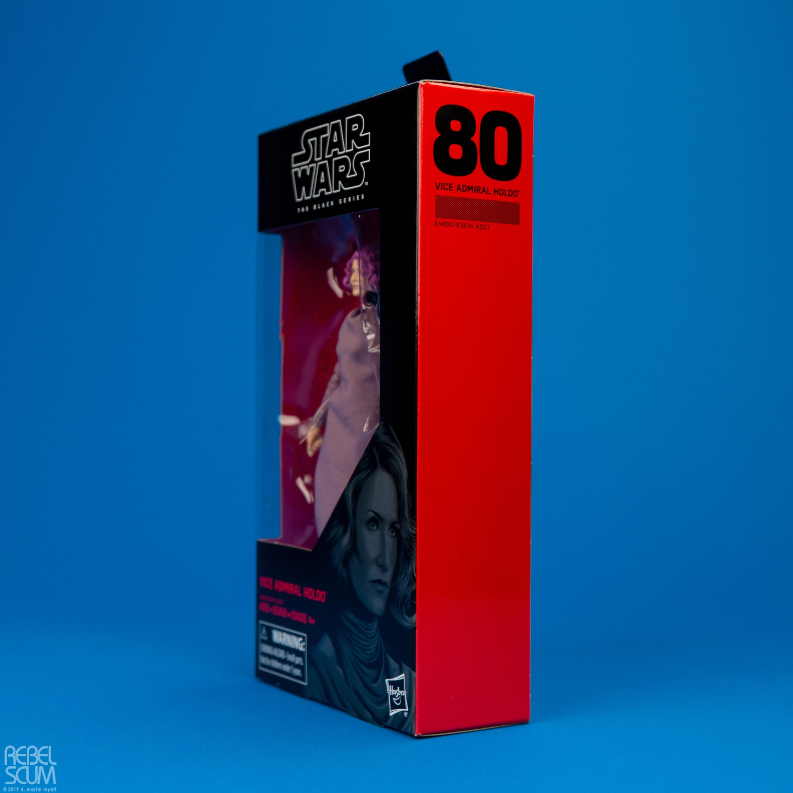 Vice-Admiral-Holdo-80-The-Black-Series-Hasbro-016.jpg