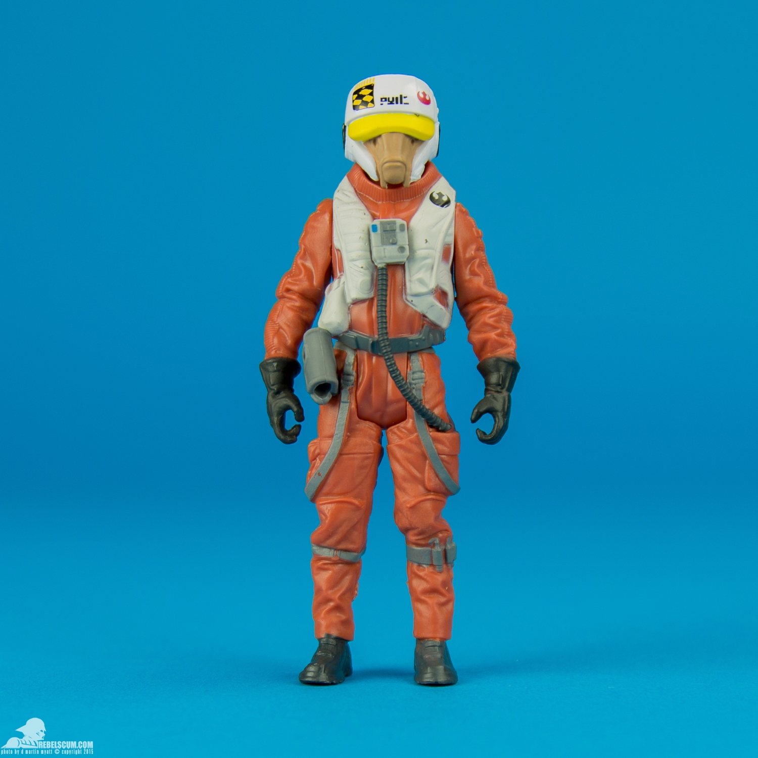 X-Wing-Pilot-Asty-The-Force-Awakens-Hasbro-001.jpg