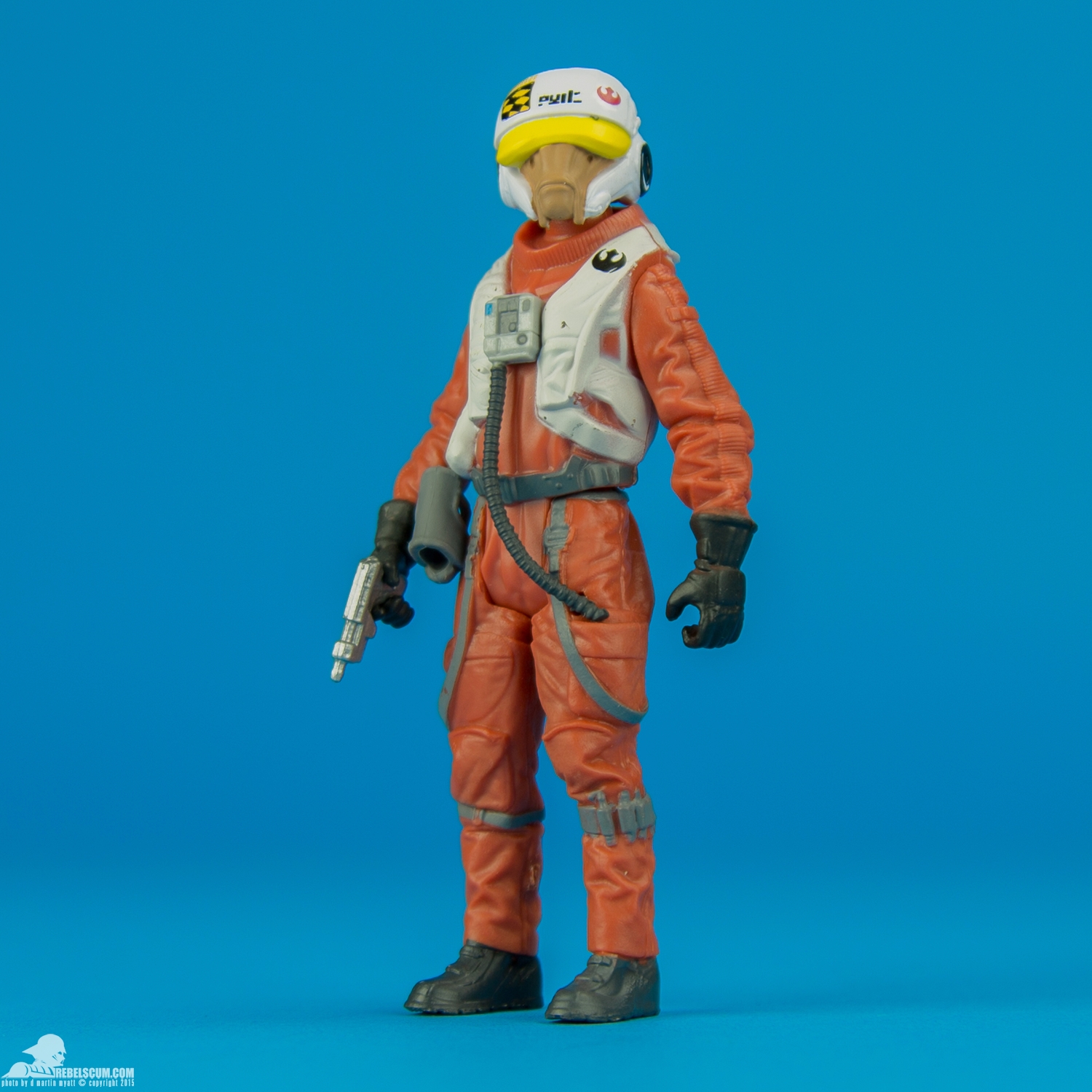 X-Wing-Pilot-Asty-The-Force-Awakens-Hasbro-006.jpg