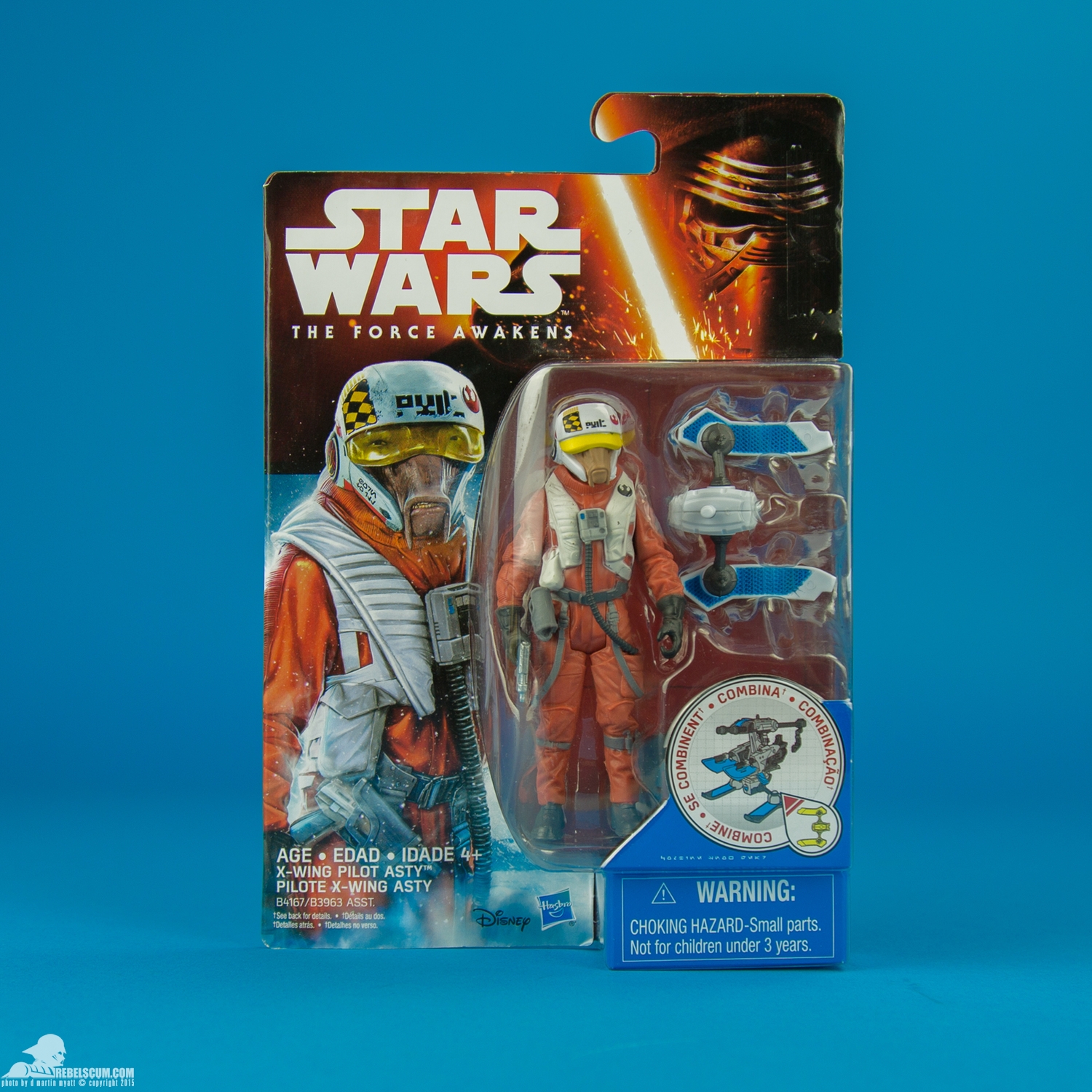 X-Wing-Pilot-Asty-The-Force-Awakens-Hasbro-014.jpg