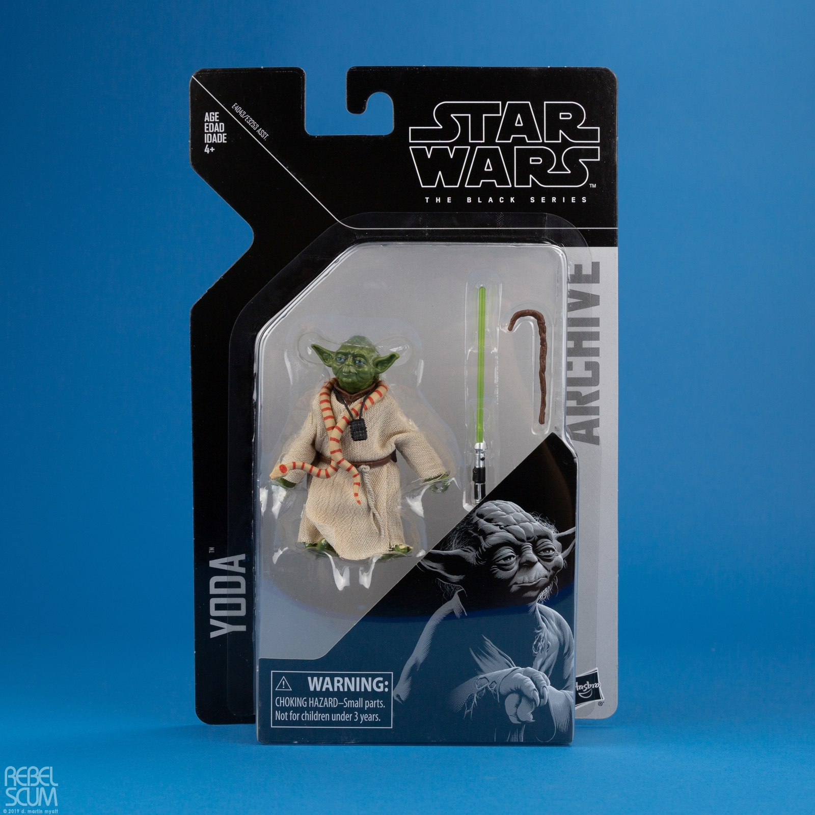 Yoda-The-Black-Series-Archive-E4043-E3253-009.jpg