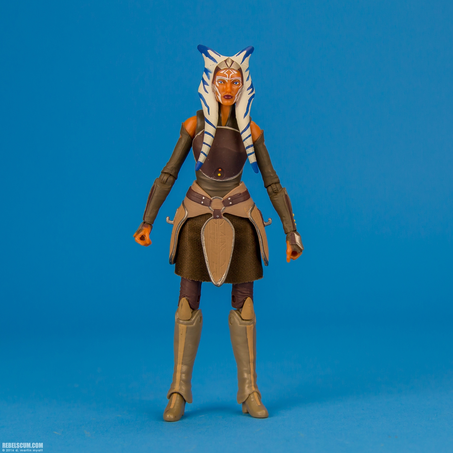 Ahsoka-Tano-20-The-Black-Series-Star-Wars-Rebels-Hasbro-001.jpg