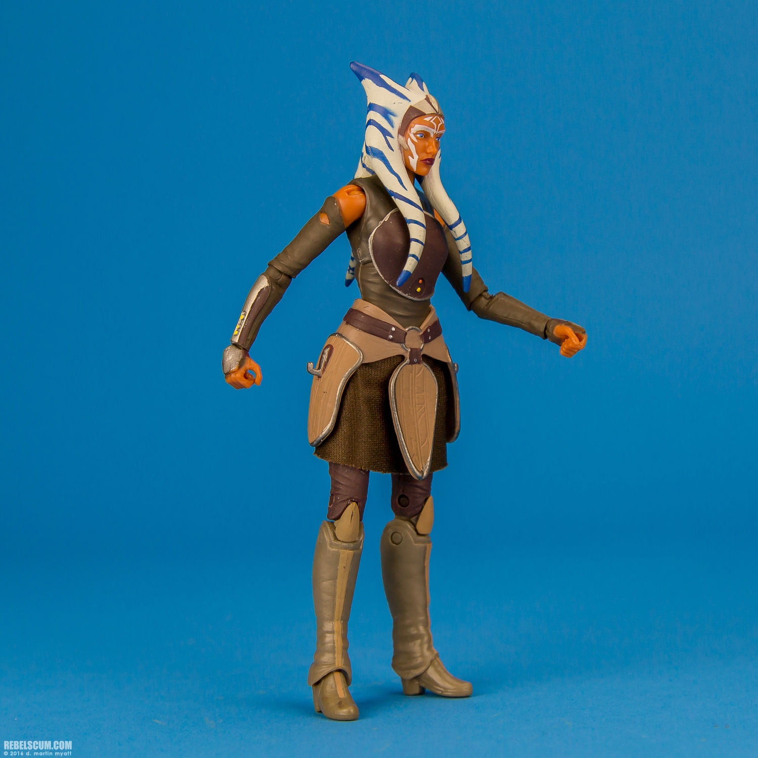 Ahsoka-Tano-20-The-Black-Series-Star-Wars-Rebels-Hasbro-002.jpg