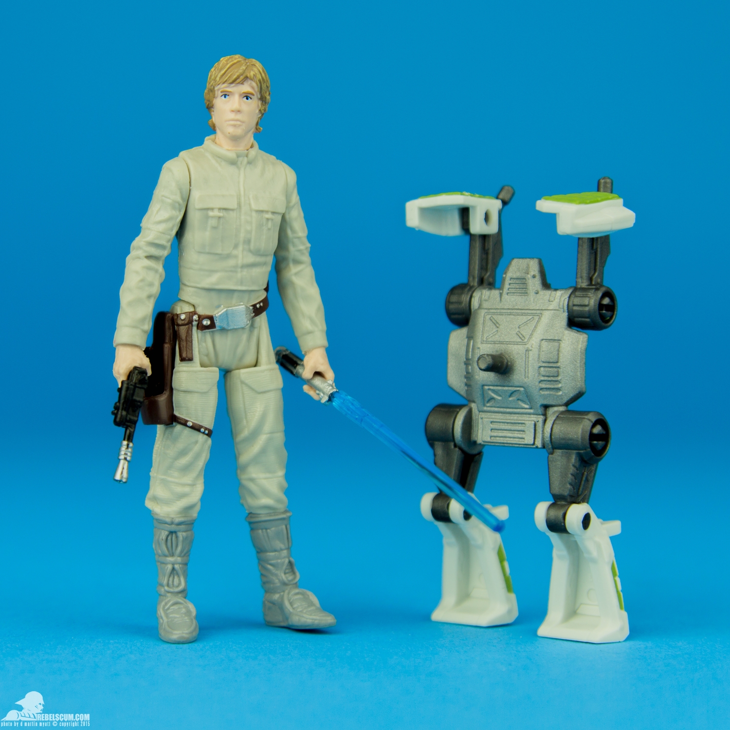 Luke-Skywalker-Star-Wars-The-Force-Awakens-Hasbro-007.jpg