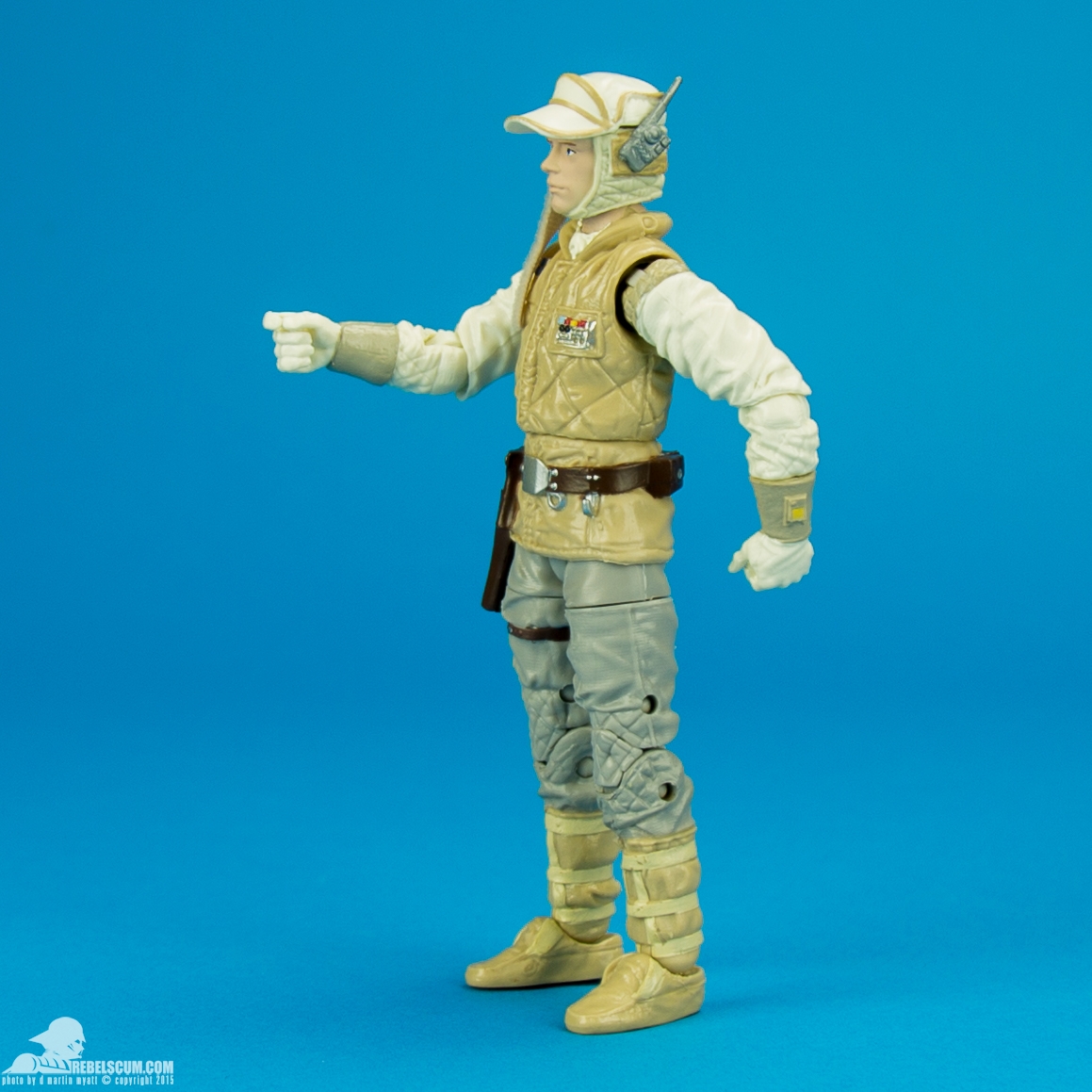 Luke-Skywalker-Wampa-6-inch-The-Black-Series-Hasbro-007.jpg