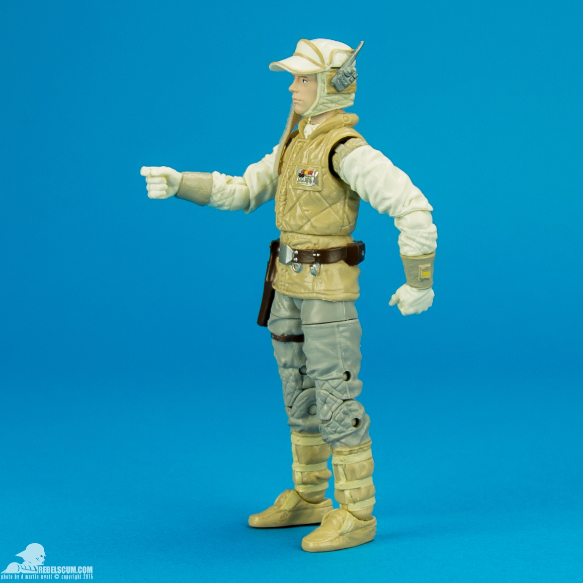 Luke-Skywalker-Wampa-6-inch-The-Black-Series-Hasbro-007.jpg