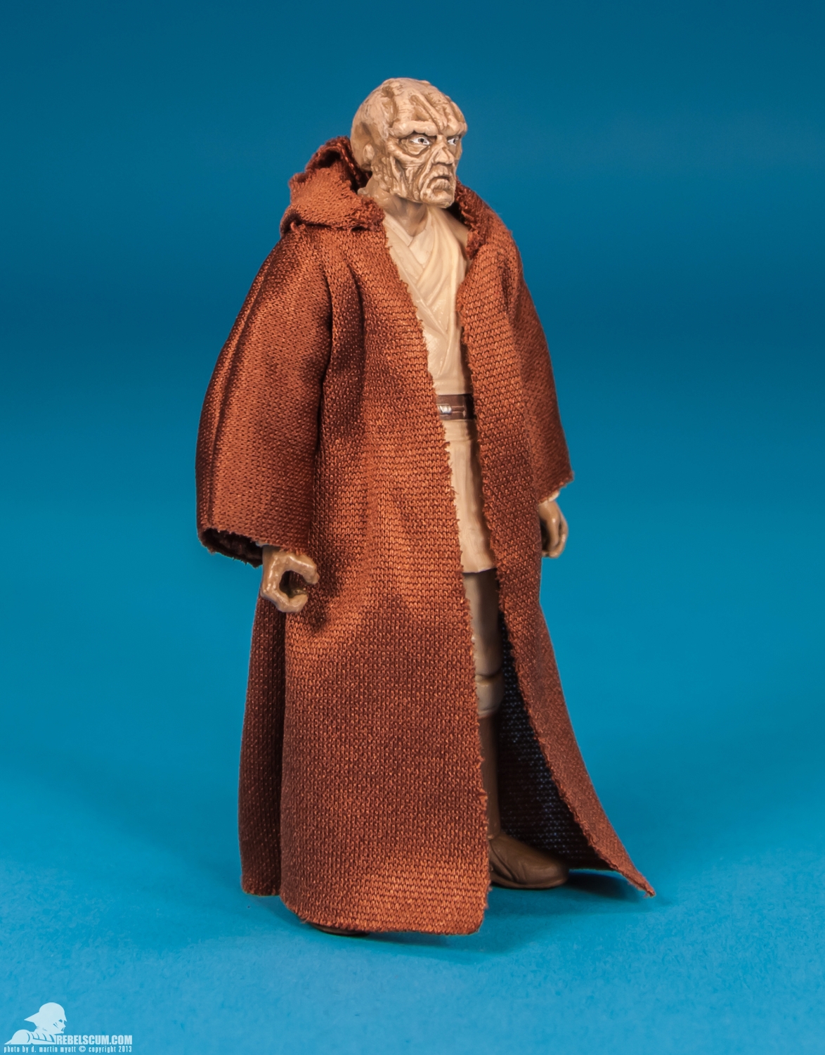  hasbro-star-wars-saga-legends-tru-exclusive-battle-of-geonosis-jedi-knights-deviss-002.jpg