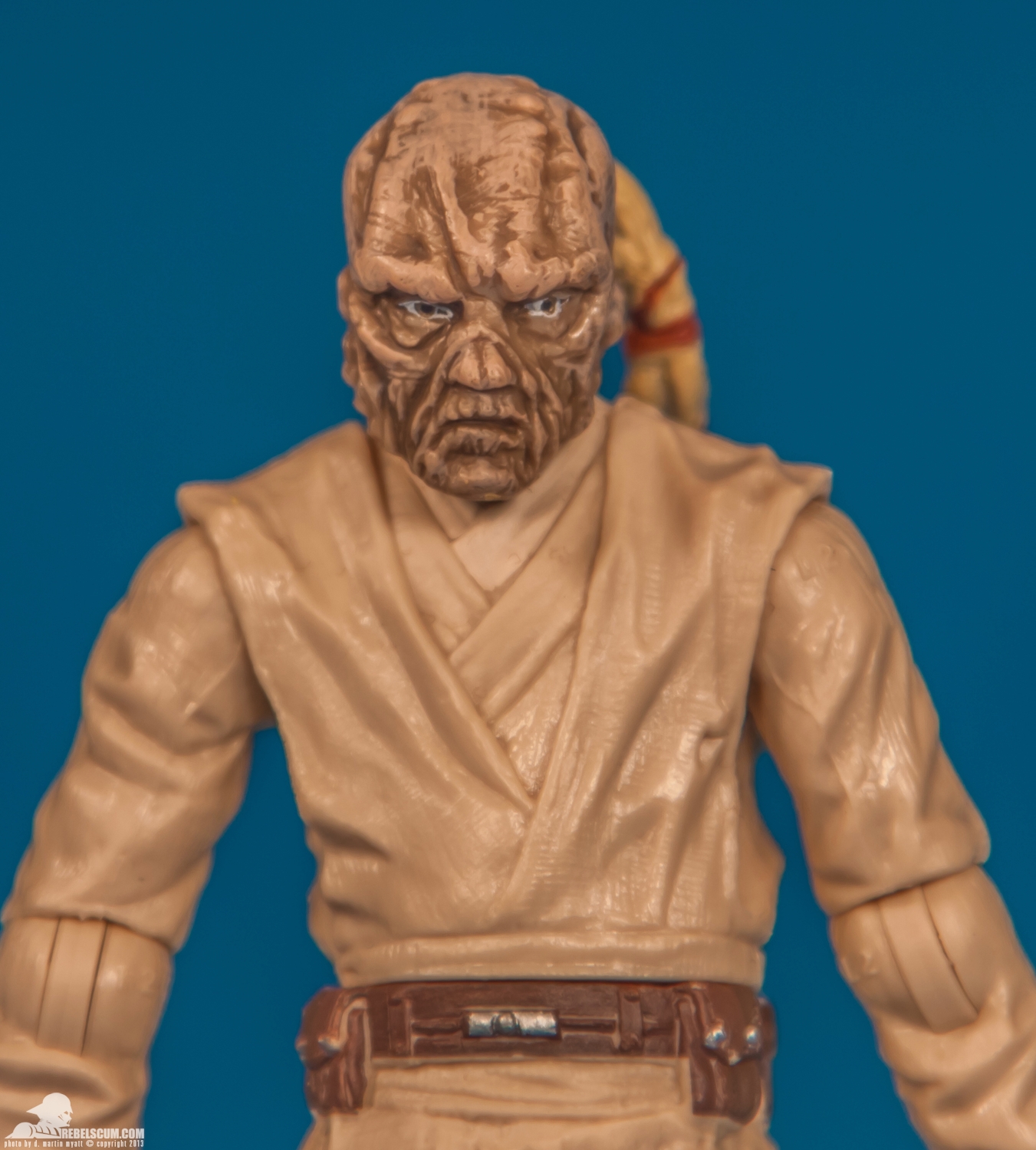  hasbro-star-wars-saga-legends-tru-exclusive-battle-of-geonosis-jedi-knights-deviss-009.jpg