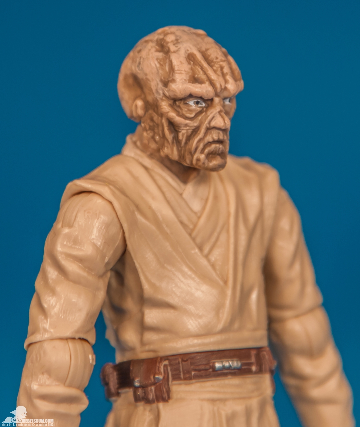  hasbro-star-wars-saga-legends-tru-exclusive-battle-of-geonosis-jedi-knights-deviss-010.jpg