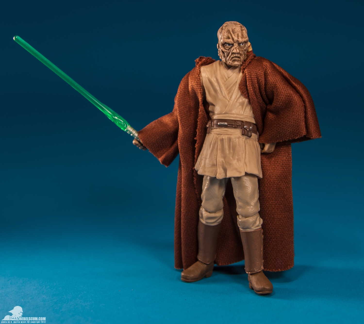  hasbro-star-wars-saga-legends-tru-exclusive-battle-of-geonosis-jedi-knights-deviss-015.jpg